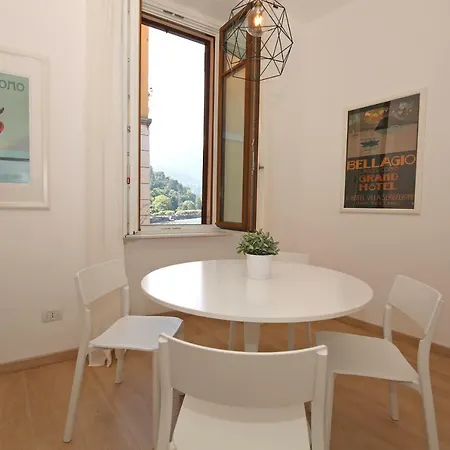 Lägenhet Palazzo Barindelli Bianca